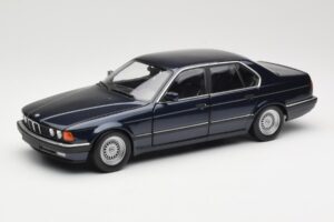 BMW 730i E32 Kék Metallic Minichamps 1:18 100023006 Fém