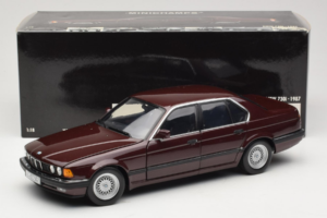 BMW 730i E32 Red Metallic Minichamps 1:18 100023001 Fém – 8. kép a 8-ből