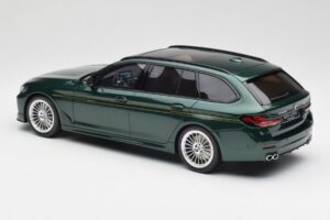 BMW Alpina B5 G31 Touring Zöld GT Spirit 1:18 GT475 Gyanta – 3. kép a 5-ből