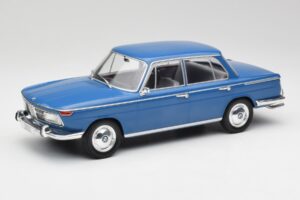BMW 2000 Tilux E120 Caribe Kék MCG 1:18 MCG18291 Fém