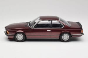 BMW 635 CSi E24 Karmesinrot Metallic Minichamps 1:18 155028105 Fém – 3. kép a 6-ből