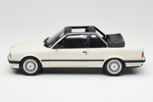 BMW 325i E30 Baur TC2 Fehér Otto 1:18 OT1097 Gyanta – 3. kép a 6-ből