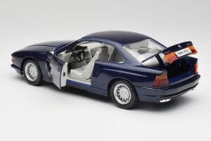BMW E31 850i Mauritius Kék Maisto 1:18 438813100299 Fém – 5. kép a 8-ből