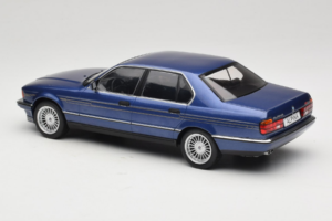 BMW Alpina B11 E32 3.5 Metallic Blue MCG 1:18 MCG18232 Fém – 5. kép a 6-ből
