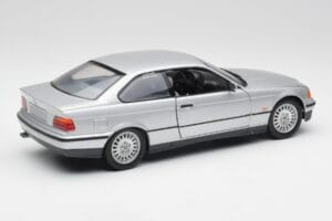 BMW 3 Series E36 Coupe Ezüst UT Models 1:18 180023321 Fém – 3. kép a 8-ből