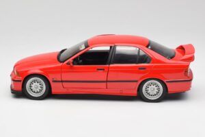 BMW 318is E36 Piros UT Models 1:18 180024302 Fém – 4. kép a 8-ből