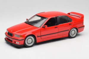 BMW 318is E36 Piros UT Models 1:18 180024302 Fém