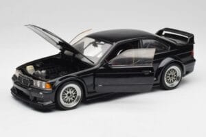 BMW E36 M3 GTR Street Cosmos Fekete UT Models 1:18 20481 Fém – 2. kép a 8-ből