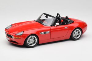 BMW Z8 E52 Roadster Élénkpiros Bburago 1:18 12032 Fém