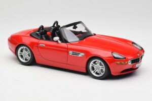 BMW Z8 E52 Roadster Élénkpiros Bburago 1:18 12032 Fém – 6. kép a 8-ből