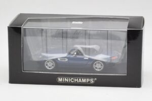 BMW Z8 E52 Topáz Kék Minichamps 1:43 431028740 Fém – 5. kép a 5-ből
