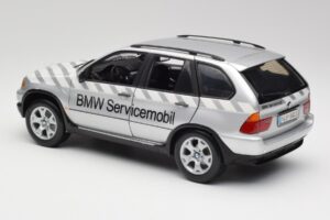 BMW X5 E53 3.0d Service Mobil Kyosho 1:18 80430305646 Fém – 7. kép a 8-ből