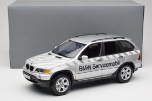 BMW X5 E53 3.0d Service Mobil Kyosho 1:18 80430305646 Fém – 8. kép a 8-ből