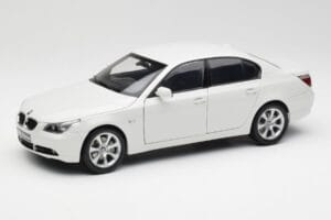 BMW E60 545i Alpine Fehér Kyosho 1:18 08591W Fém