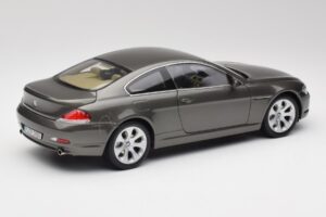 BMW 6 E63 Coupe Világos Bronz Kyosho 1:18 80430153283 Fém – 3. kép a 8-ből