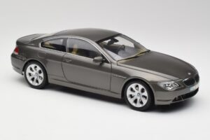 BMW 6 E63 Coupe Világos Bronz Kyosho 1:18 80430153283 Fém – 6. kép a 8-ből