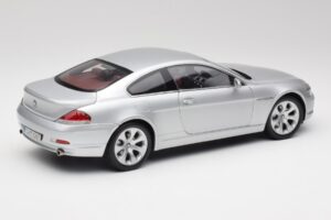 BMW 645Ci E63 Ezüst Kyosho 1:18 80430153285 Fém – 3. kép a 8-ből