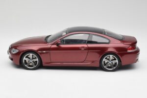 BMW M6 E63 Piros Kyosho 1:18 80430398134 Fém – 4. kép a 8-ből