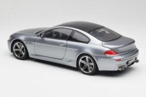 BMW M6 E63 Silver Szürke Kyosho 1:18 08703GR Fém – 7. kép a 8-ből