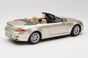 BMW 6 Series E64 Cabriolet Mineral Silver Metallic Kyosho 1:18 80430153437 Fém – 4. kép a 9-ből