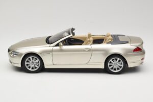 BMW 6 Series E64 Cabriolet Mineral Silver Metallic Kyosho 1:18 80430153437 Fém – 5. kép a 9-ből