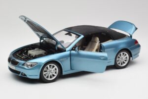 BMW 6 E64 Kabrió Világoskék Kyosho 1:18 80430153440 Fém – 2. kép a 8-ből