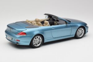 BMW 6 E64 Kabrió Világoskék Kyosho 1:18 80430153440 Fém – 3. kép a 8-ből