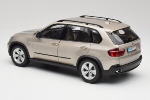 BMW X5 E70 4.8i Platinum Bronz Metál Kyosho 1:18 80430413413 Fém – 7. kép a 8-ből