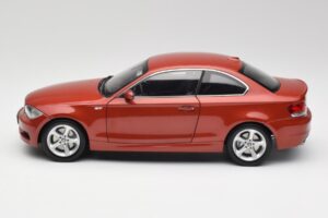BMW 1 E82 Coupe Narancssárga Kyosho 1:18 80430427064 Fém – 4. kép a 8-ből