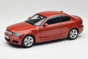 BMW 1 E82 Coupe Narancssárga Kyosho 1:18 80430427064 Fém