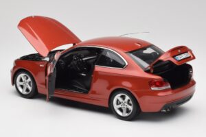 BMW 1 E82 Coupe Narancssárga Kyosho 1:18 80430427064 Fém – 5. kép a 8-ből