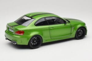 BMW 1-es sorozat E82 Coupe Taiga Green Metallic Minichamps 1:18 110020024 Fém – 3. kép a 8-ből