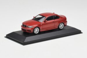 BMW 1M E82 Narancssárga Minichamps 1:43 413020023 Fém – 2. kép a 5-ből