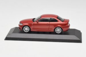 BMW 1M E82 Narancssárga Minichamps 1:43 413020023 Fém