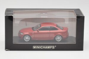 BMW 1M E82 Narancssárga Minichamps 1:43 413020023 Fém – 5. kép a 5-ből