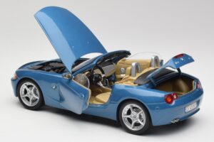 BMW Z4 E85 Maldives Blue Bburago 1:18 34046BLUE Fém – 5. kép a 8-ből