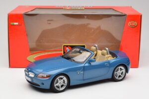 BMW Z4 E85 Maldives Blue Bburago 1:18 34046BLUE Fém – 8. kép a 8-ből