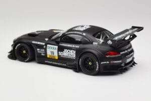 BMW Z4 E89 GT3 #19 Pixum C. Hurtgen / D. Baumann Spa 24 Hours Winner 2013 Minichamps 1:18 151132399 Fém – 5. kép a 6-ből