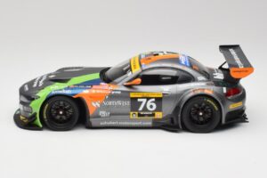 BMW Z4 E89 GT3 #76 Schubert Motorsport Dubai 24 Hours 2014 Minichamps 1:18 151142376 Fém – 3. kép a 6-ből