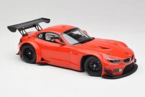 BMW Z4 E89 GT3 Piros Minichamps 1:18 151122300 Fém – 4. kép a 6-ből