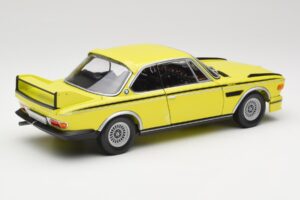 BMW 3.0 CSL E9 Sárga Minichamps 1:18 180029028 Fém – 3. kép a 8-ből