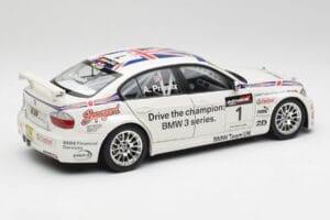 BMW E90 320si #1 A. Priaulx WTCC Champion 2006 Kyosho 1:18 80430429067 Fém – 3. kép a 8-ből