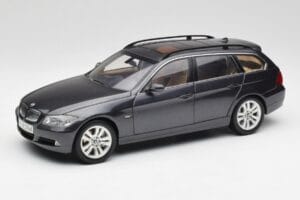 BMW 330i E91 Touring Sötétszürke Kyosho 1:18 80430394360 Fém