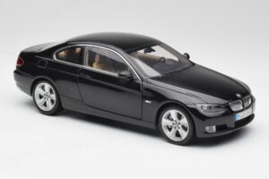 BMW 3 E92 Coupe Fekete Kyosho 1:18 80430407222 Fém – 6. kép a 8-ből