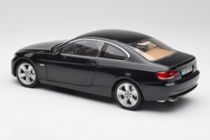 BMW 3 E92 Coupe Fekete Kyosho 1:18 80430407222 Fém – 7. kép a 8-ből