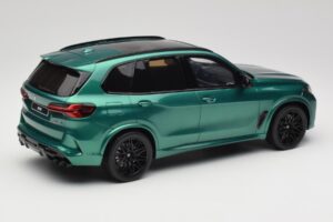 BMW X5 M G05 Competition Isle of Man Green GT Spirit 1:18 GT490 Gyanta – 2. kép a 6-ből