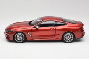 BMW M850i G15 Narancssárga Metál Norev 1:18 183285 Fém – 4. kép a 8-ből