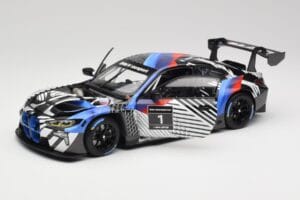 BMW M4 GT3 G82 #1 Test Version 2021 Minichamps 1:18 113222003 Fém – 2. kép a 8-ből