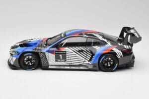 BMW M4 GT3 G82 #1 Test Version 2021 Minichamps 1:18 113222003 Fém – 4. kép a 8-ből