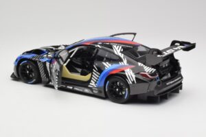 BMW M4 GT3 G82 #1 Test Version 2021 Minichamps 1:18 113222003 Fém – 5. kép a 8-ből